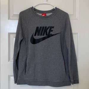 Woman’s Nike Sweater | Size XS